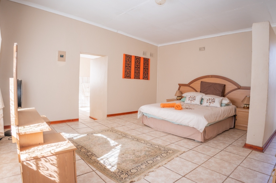 6 Bedroom Property for Sale in Potchefstroom North West